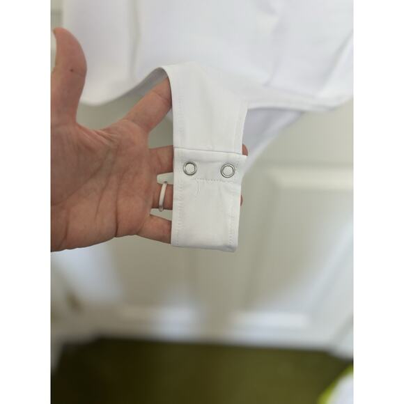 Reoria White High Neck Sleeveless Bodysuit Size Medium Classic Minimal - Picture 4 of 5